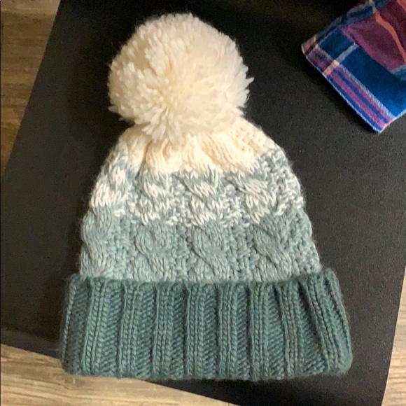 ❤️2 for $25 ❤️ SO beanie - Picture 1 of 2